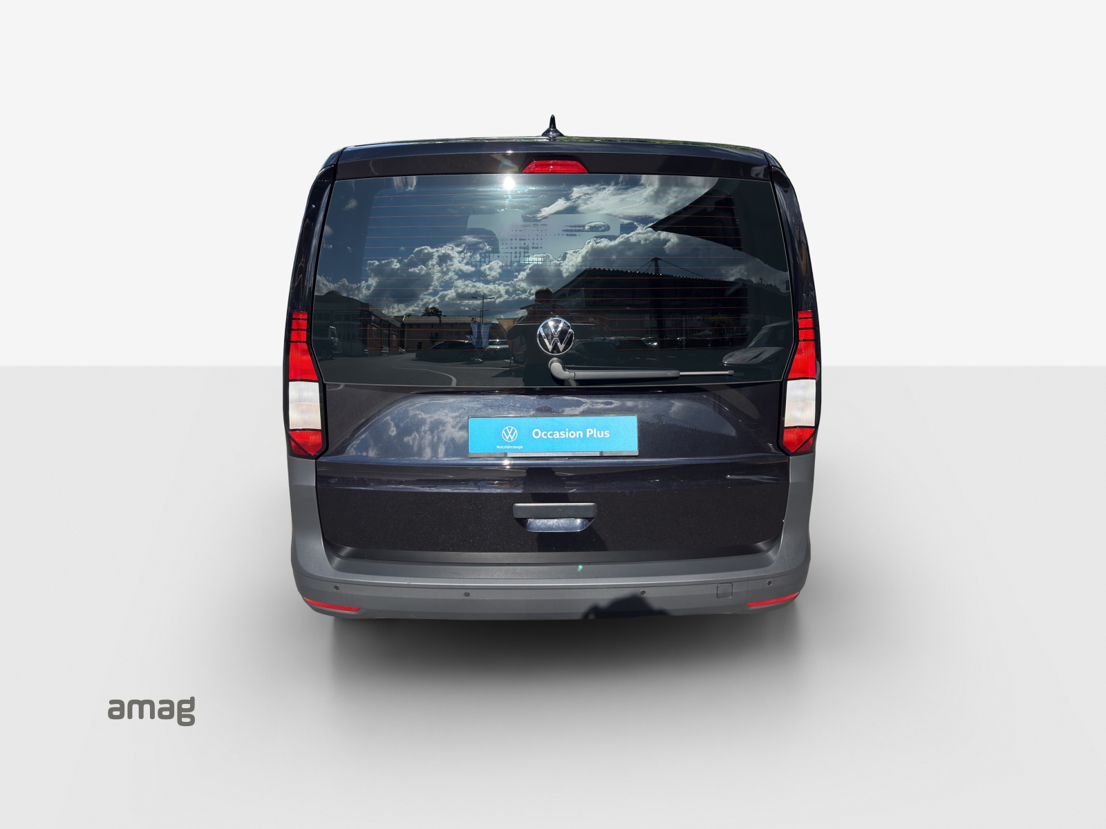 VW Caddy Cargo 2.0TDI 4Motion-image-3