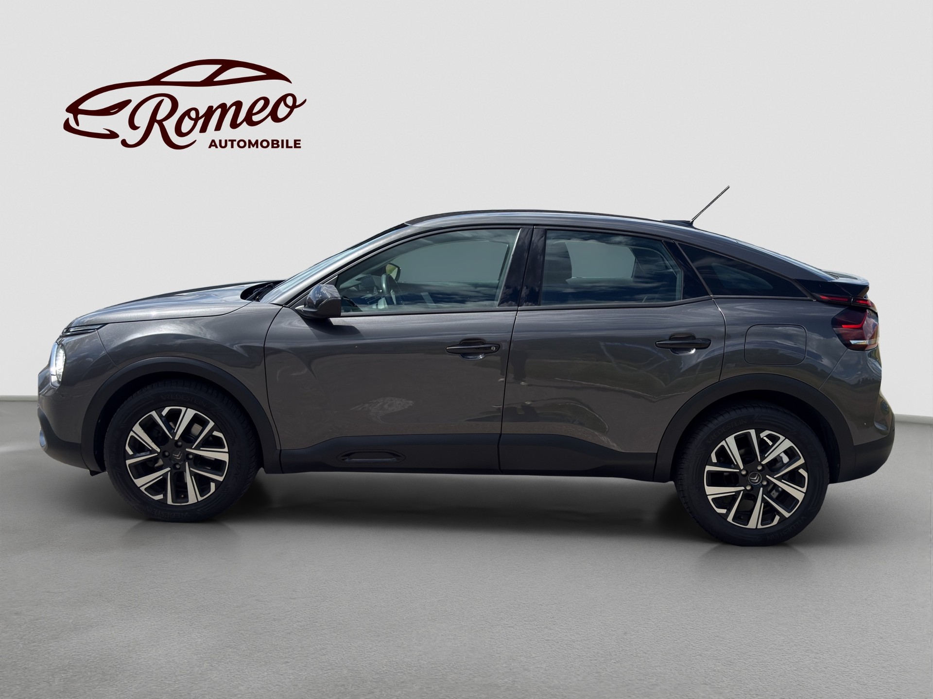 CITROEN C4 1.2 Pure Tech Feel EAT8 ** Frisch ab MFK und Service ** Zahnriemen ersetzt **-image-6