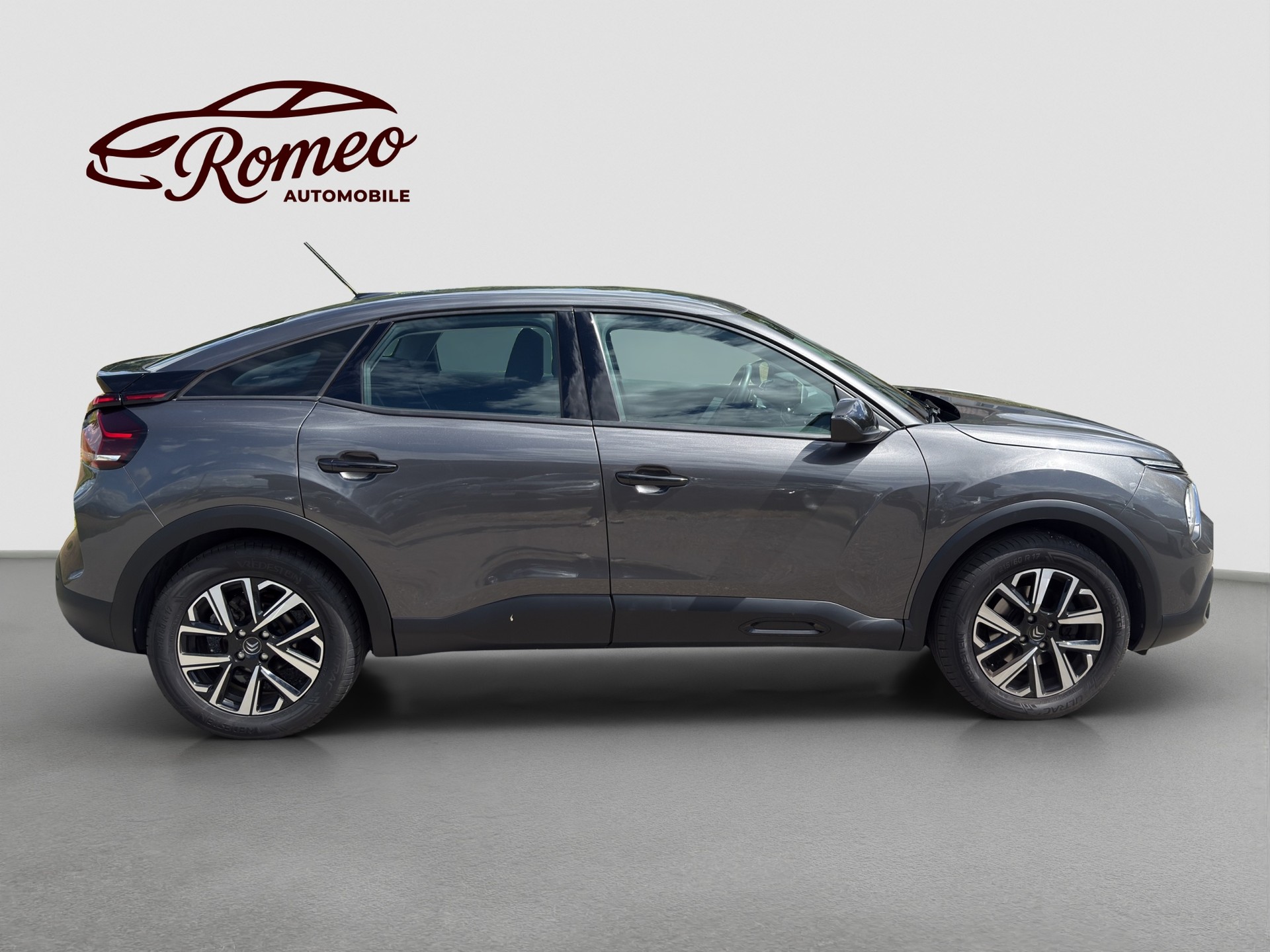 CITROEN C4 1.2 Pure Tech Feel EAT8 ** Frisch ab MFK und Service ** Zahnriemen ersetzt **-image-5