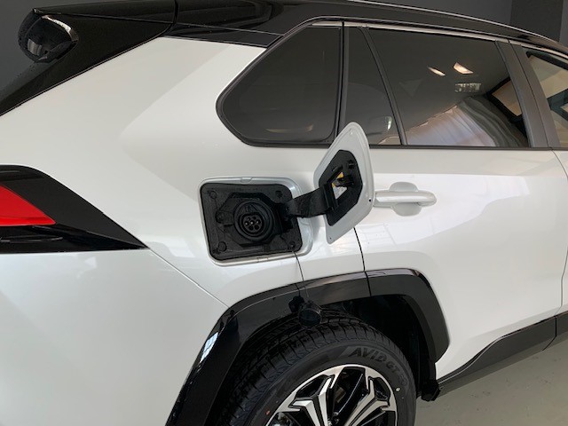 TOYOTA RAV-4 2.5 Plug-In-Hybrid Platinum-image-14