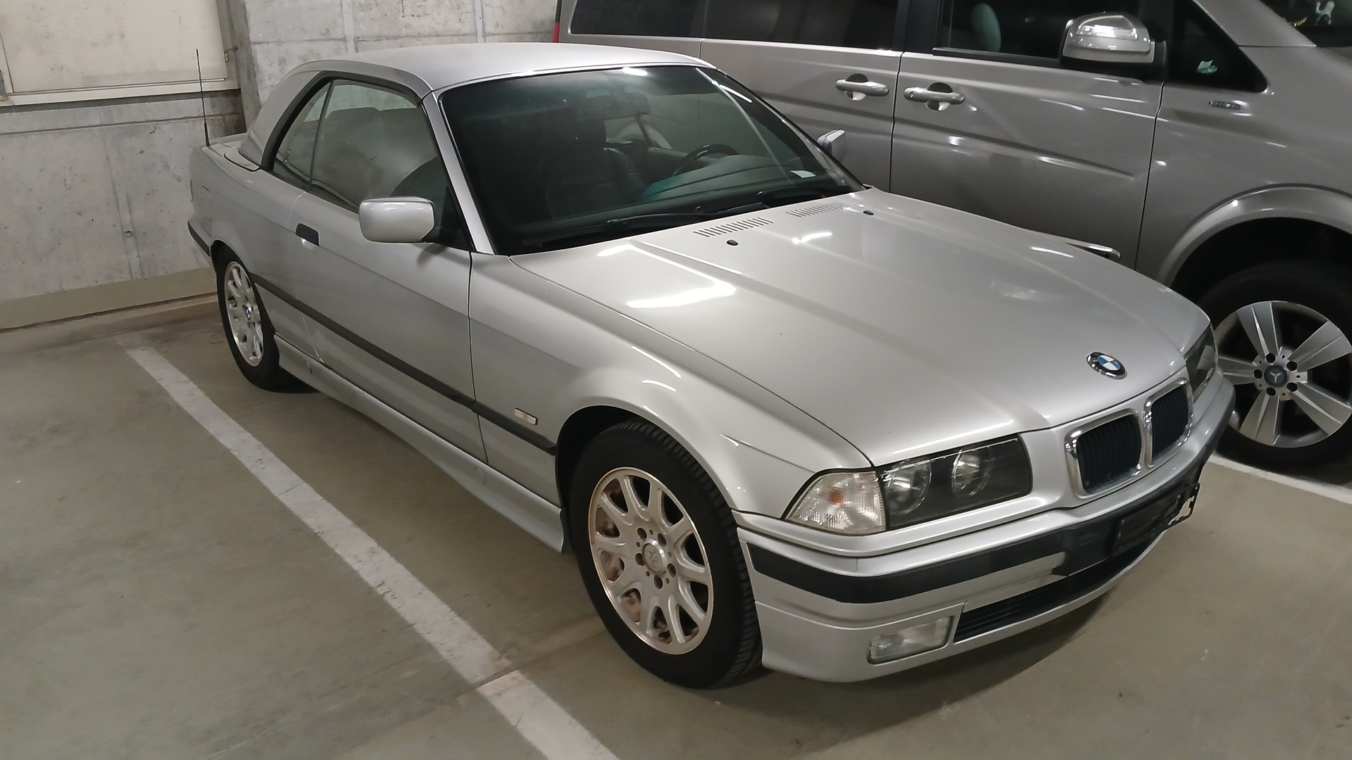 BMW 320i A Cabrio Exclusiv