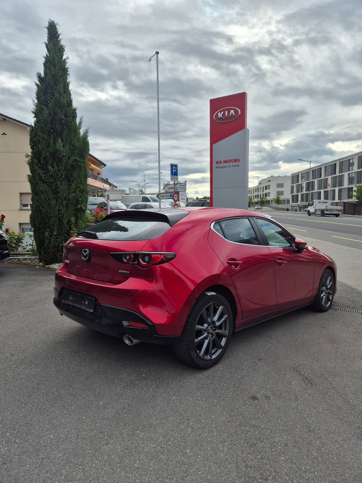 MAZDA 3 Hatchback SKYACTIV-G M Hybrid 150 Ambition Plus Automatik-image-2