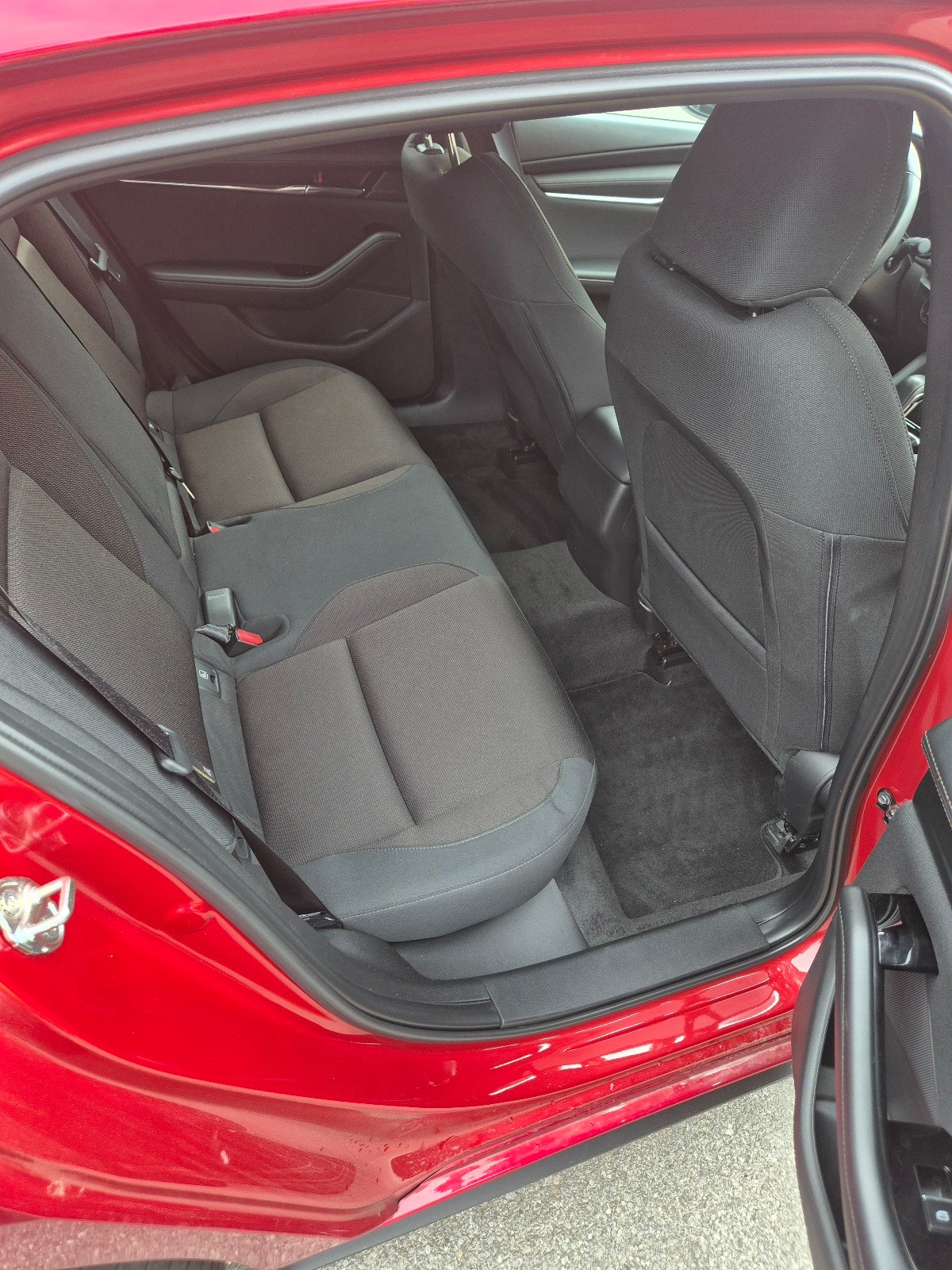 MAZDA 3 Hatchback SKYACTIV-G M Hybrid 150 Ambition Plus Automatik-image-9