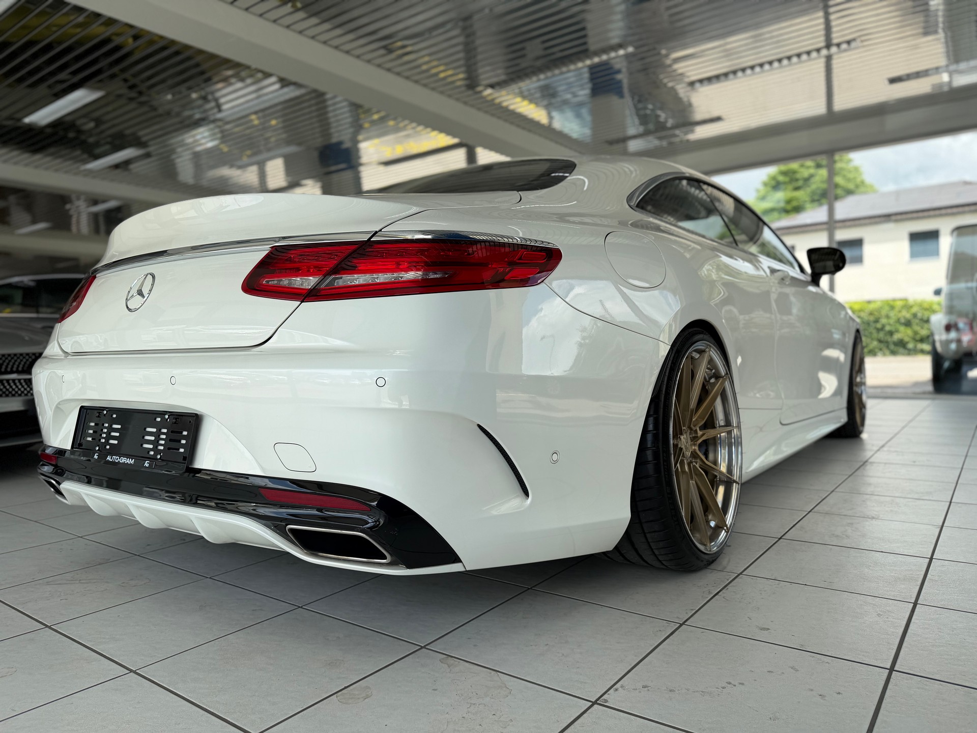 MERCEDES-BENZ S 500 Coupé 4Matic 7G-Tronic-image-5