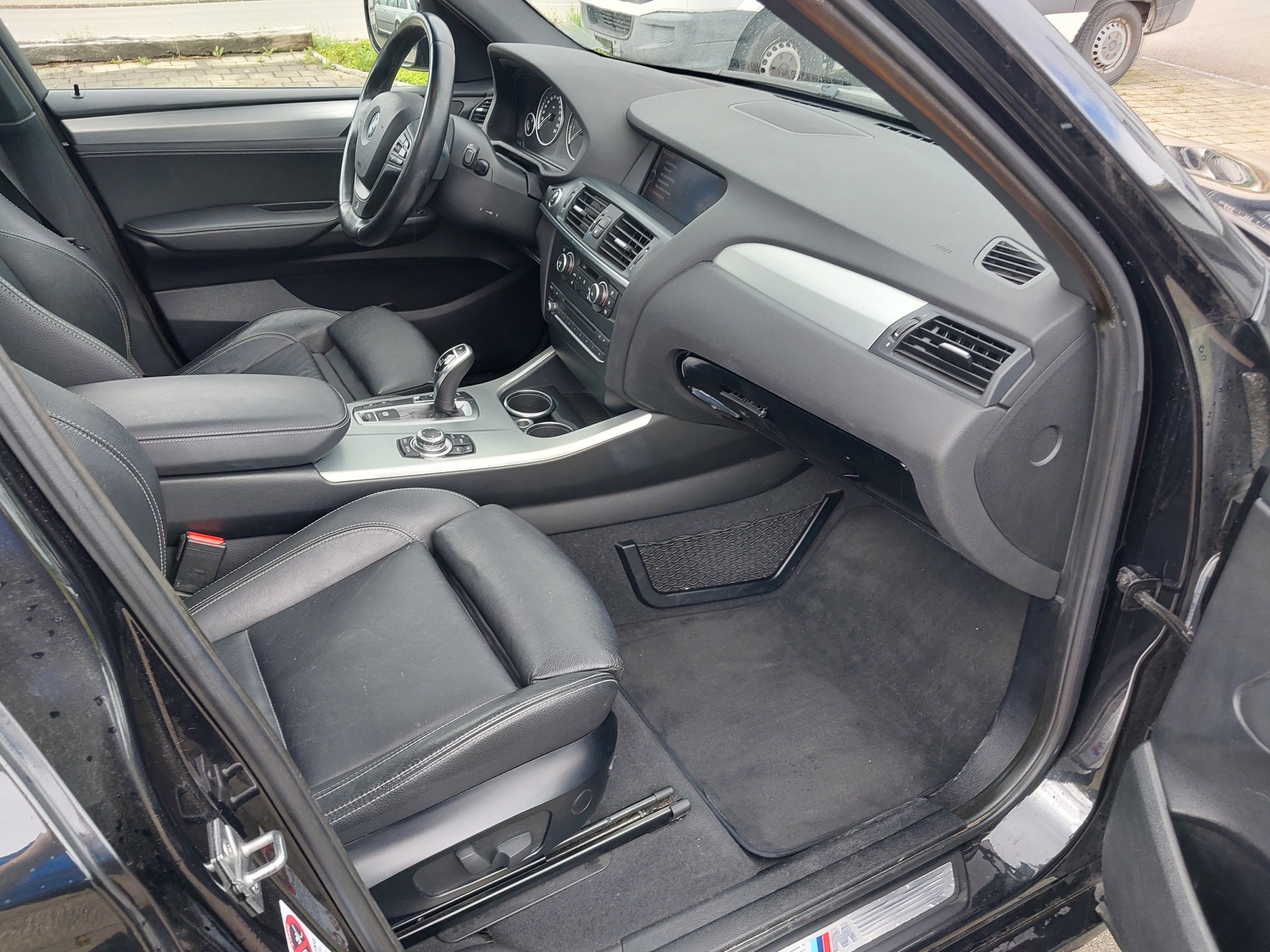 BMW X3 xDrive 35i Steptronic-image-8