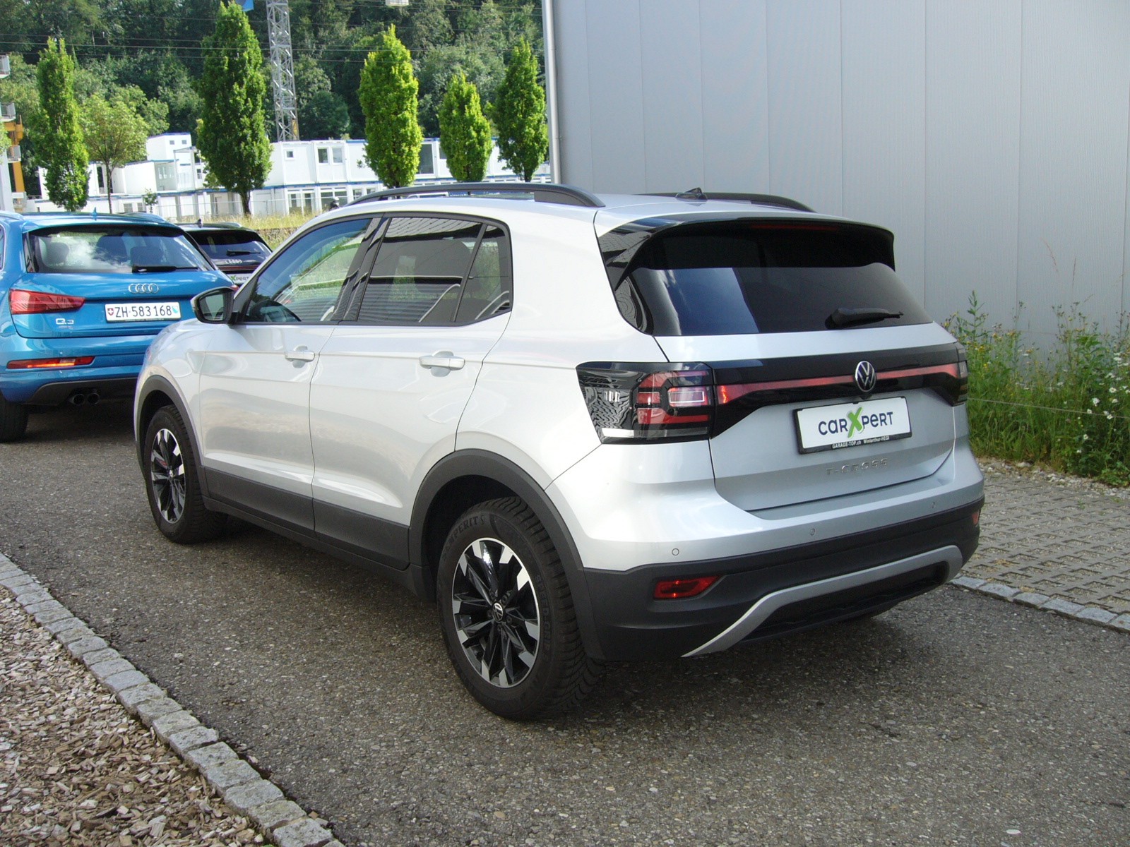 VW T-Cross 1.0 TSI Life-image-2