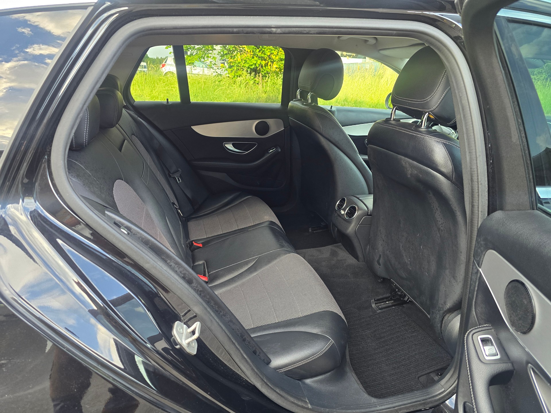 MERCEDES-BENZ C 220 BlueTEC Exclusive 7G-Tronic-image-12