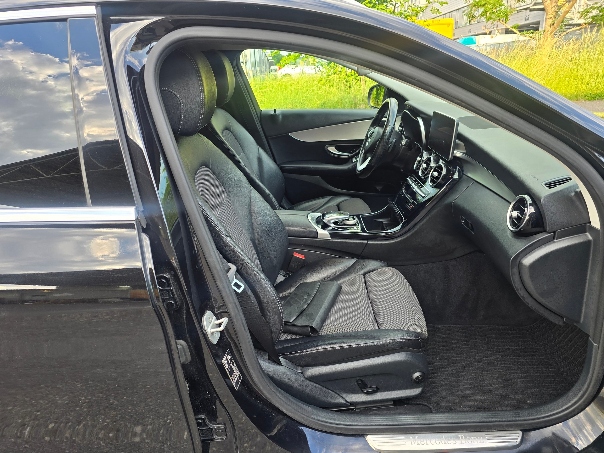 MERCEDES-BENZ C 220 BlueTEC Exclusive 7G-Tronic-image-10