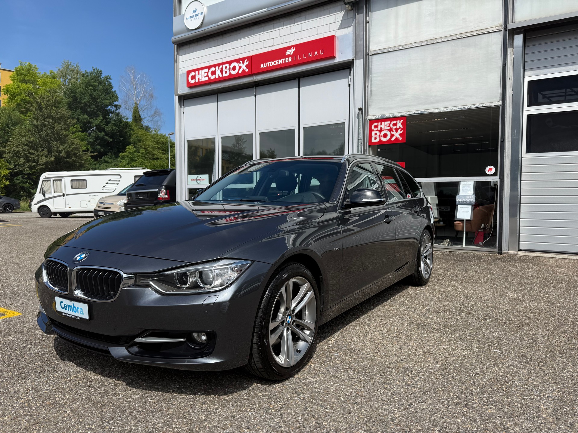 BMW 328i Touring Sport Line Steptronic-image-0