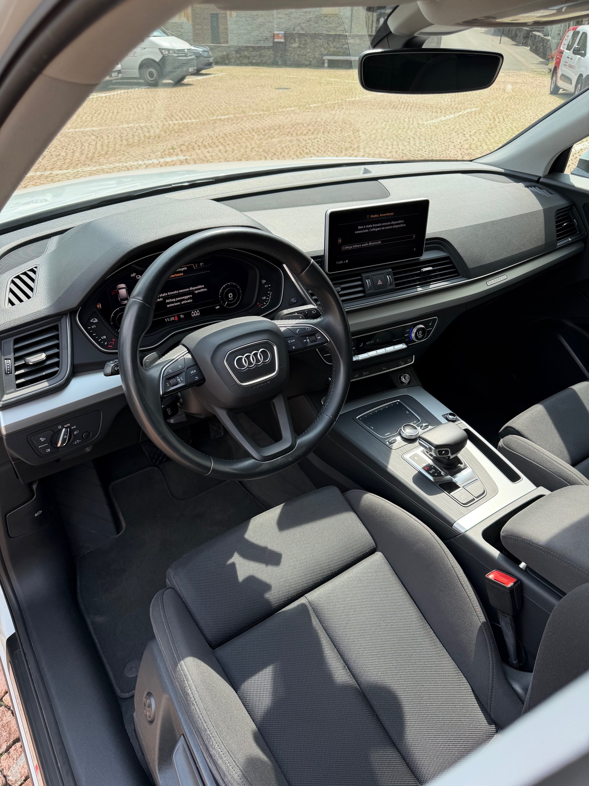 AUDI Q5 55 TFSI e sport quattro-image-8