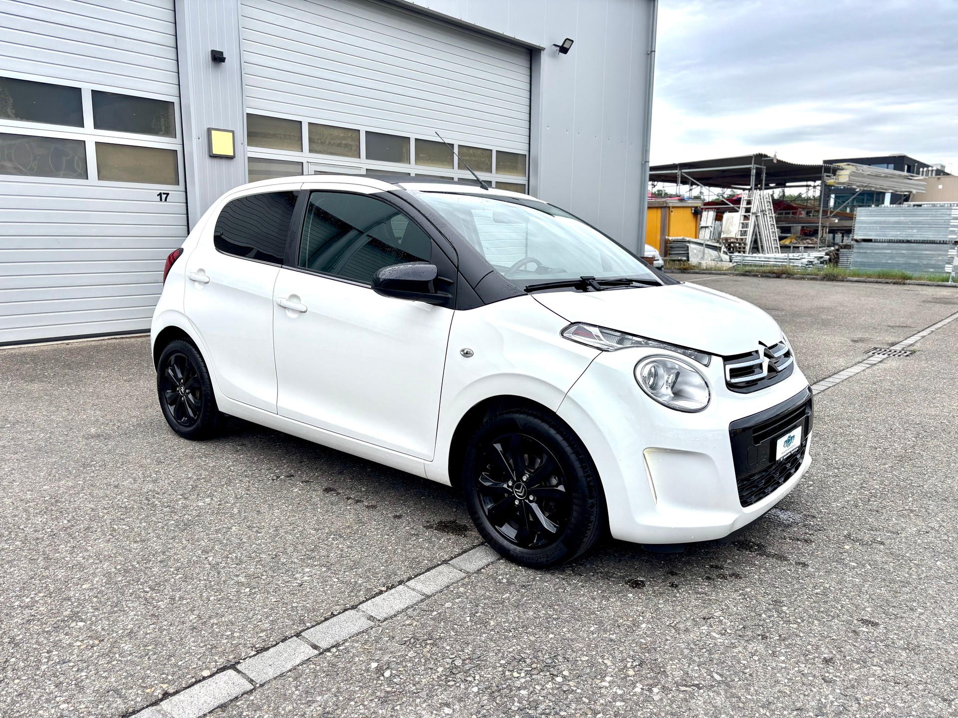 CITROEN C1 1.0 VTi ETG5 Feel Edition Airscape-image-2