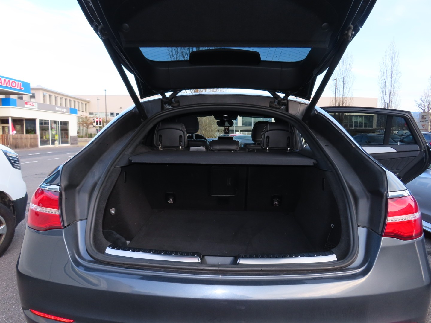 MERCEDES-BENZ GLE 350 d-image-2