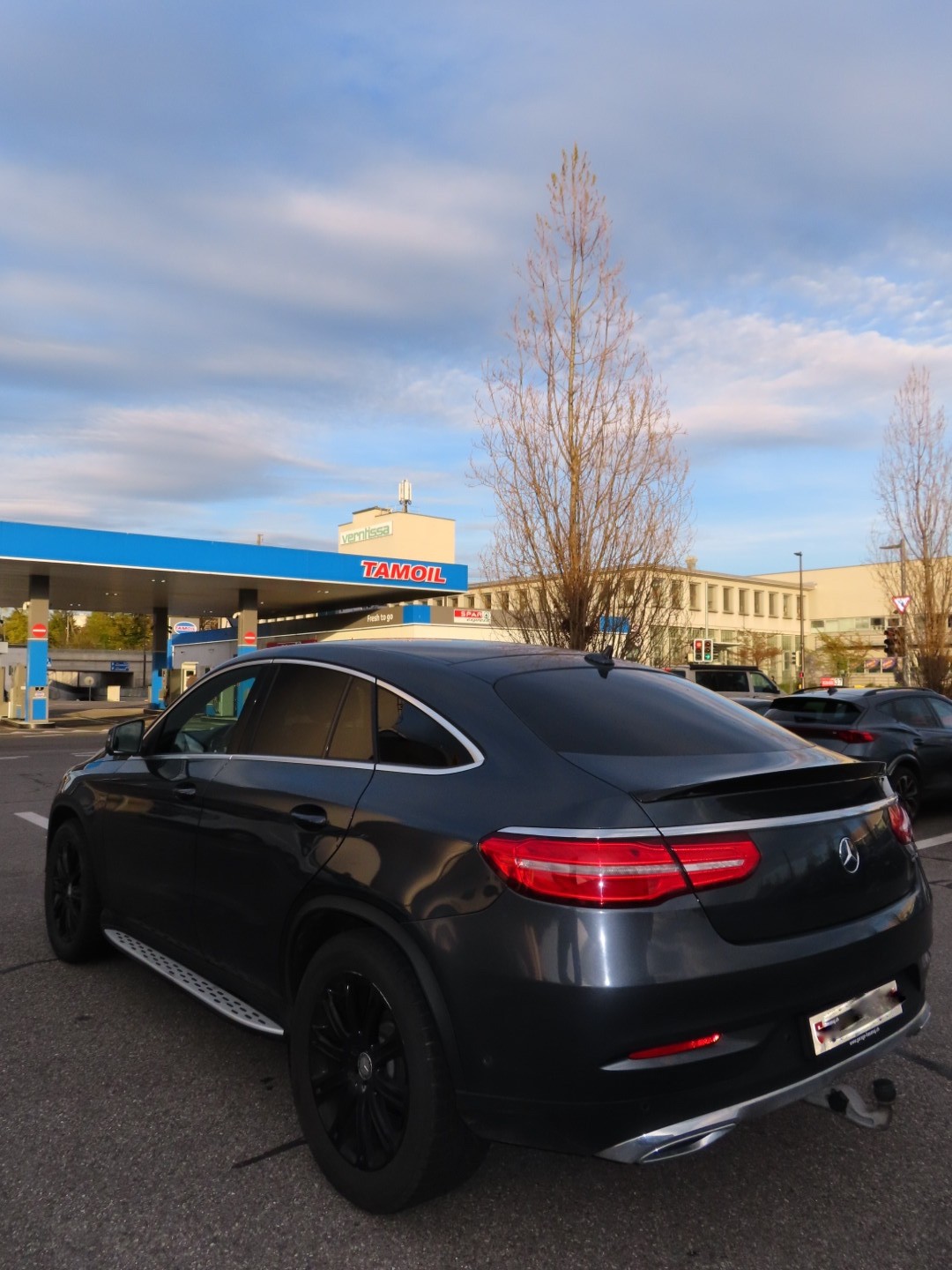 MERCEDES-BENZ GLE 350 d-image-1