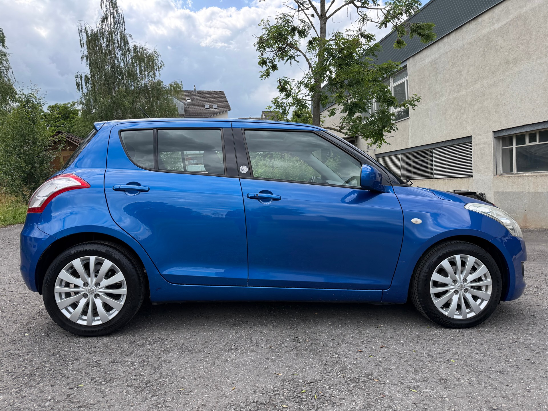 SUZUKI Swift 1.2i 16V GL Top Indigo-image-2