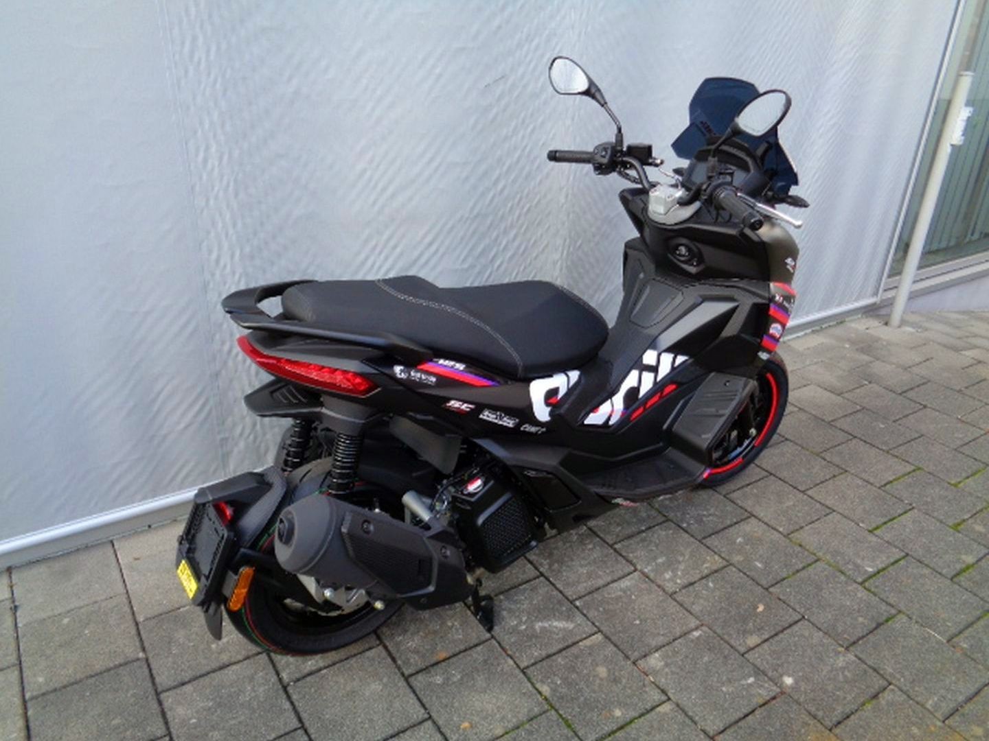 APRILIA SR GT 125 ABS-image-5