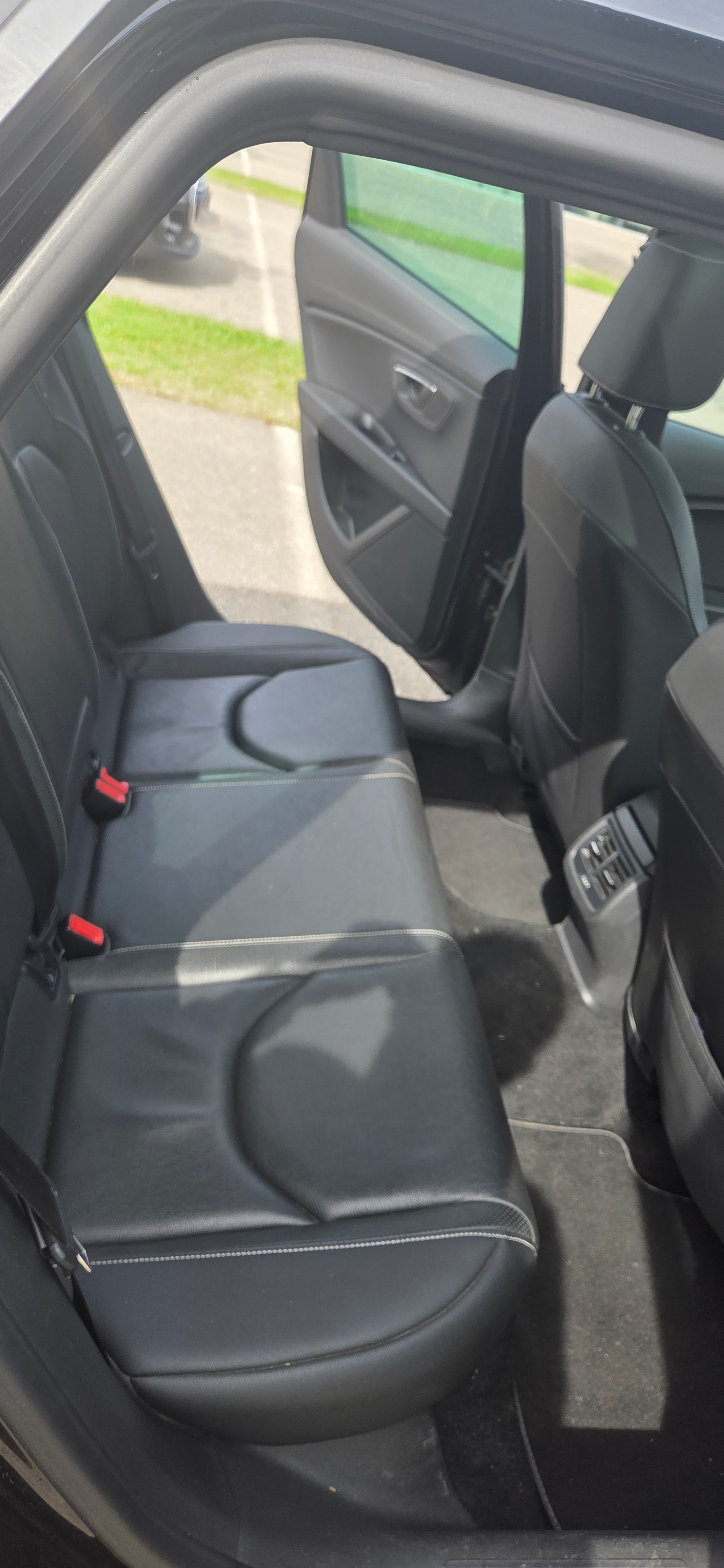 SEAT 2.0 TSI 280 Cupra DSG-image-6