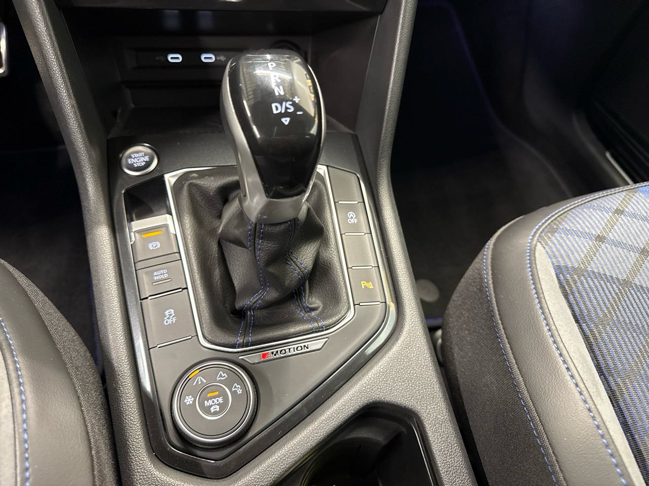 VW Tiguan 2.0TSI R 4Motion DSG-image-10