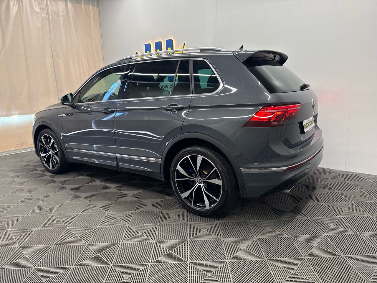 VW Tiguan 2.0TSI R 4Motion DSG-showroom-element-1