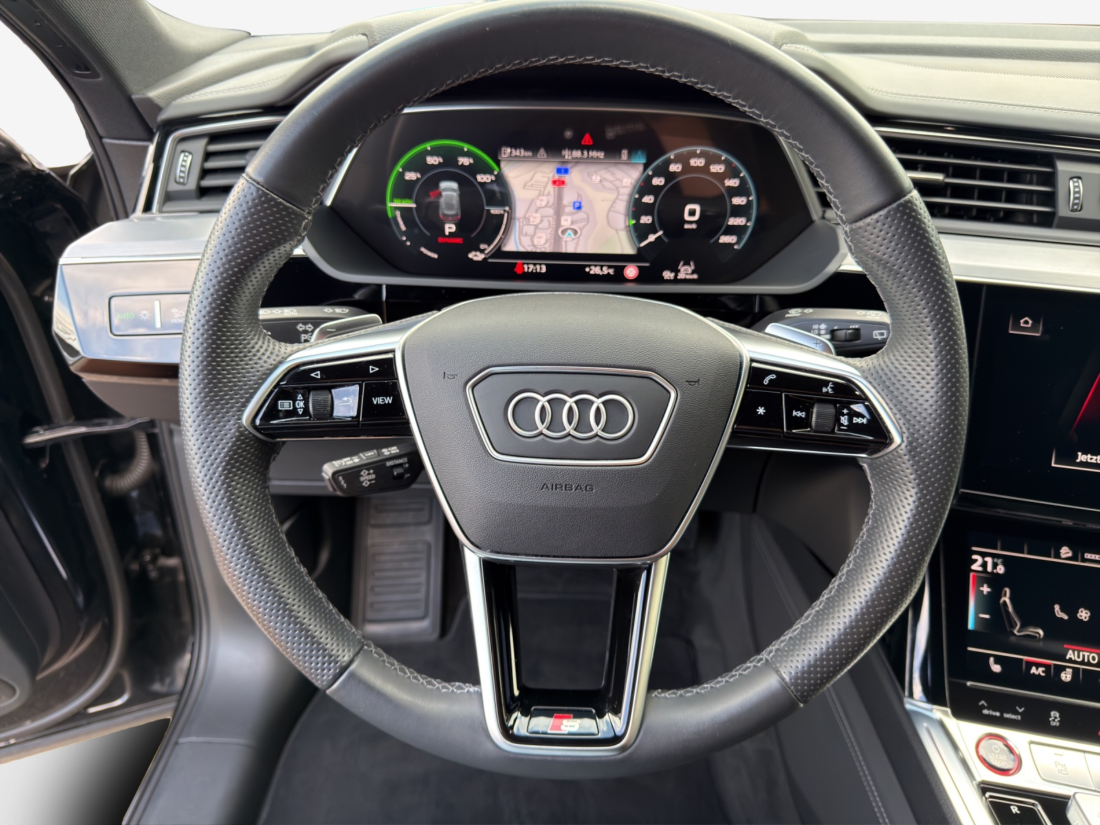 AUDI e-tron S quattro-image-9