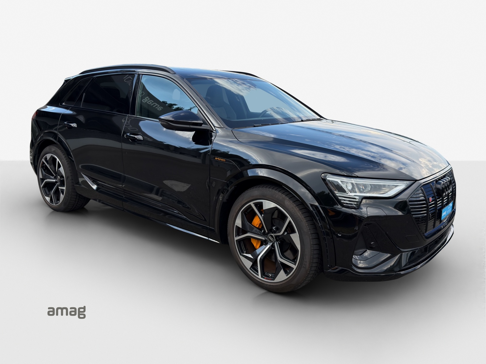 AUDI e-tron S quattro-image-5