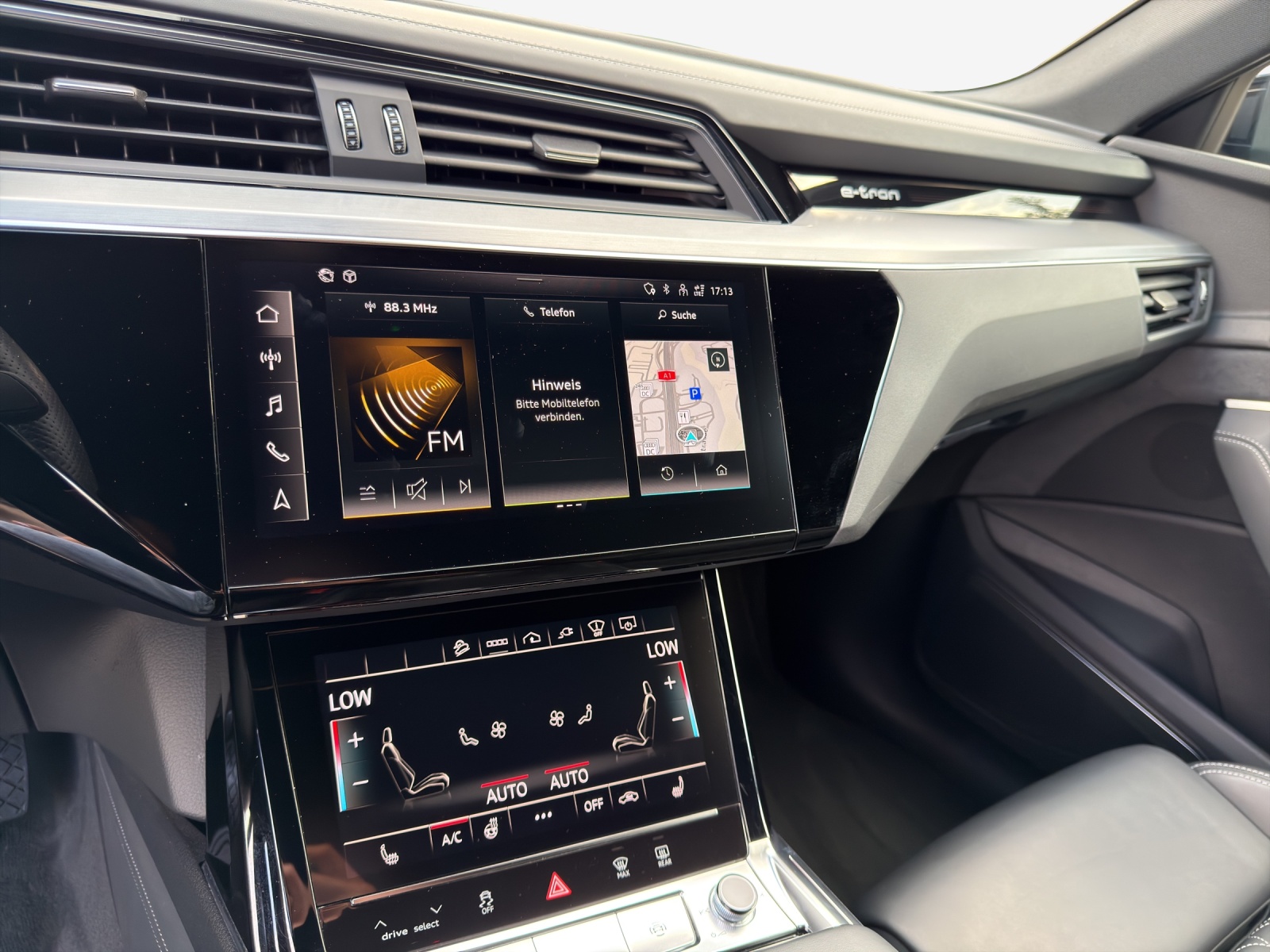 AUDI e-tron S quattro-image-10