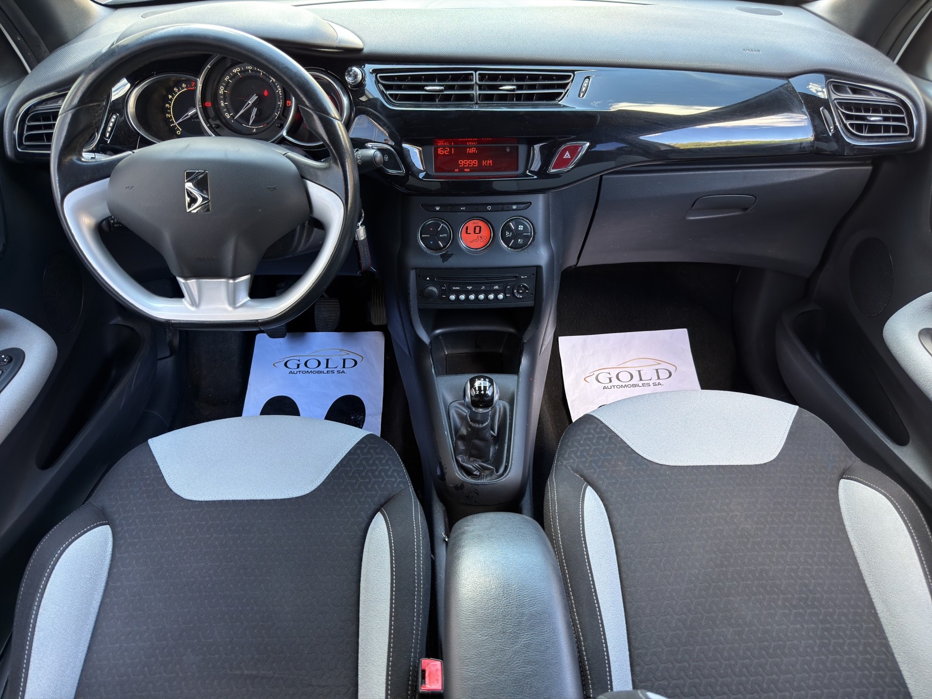 DS AUTOMOBILES DS3 1.4 VTi Chic-image-2