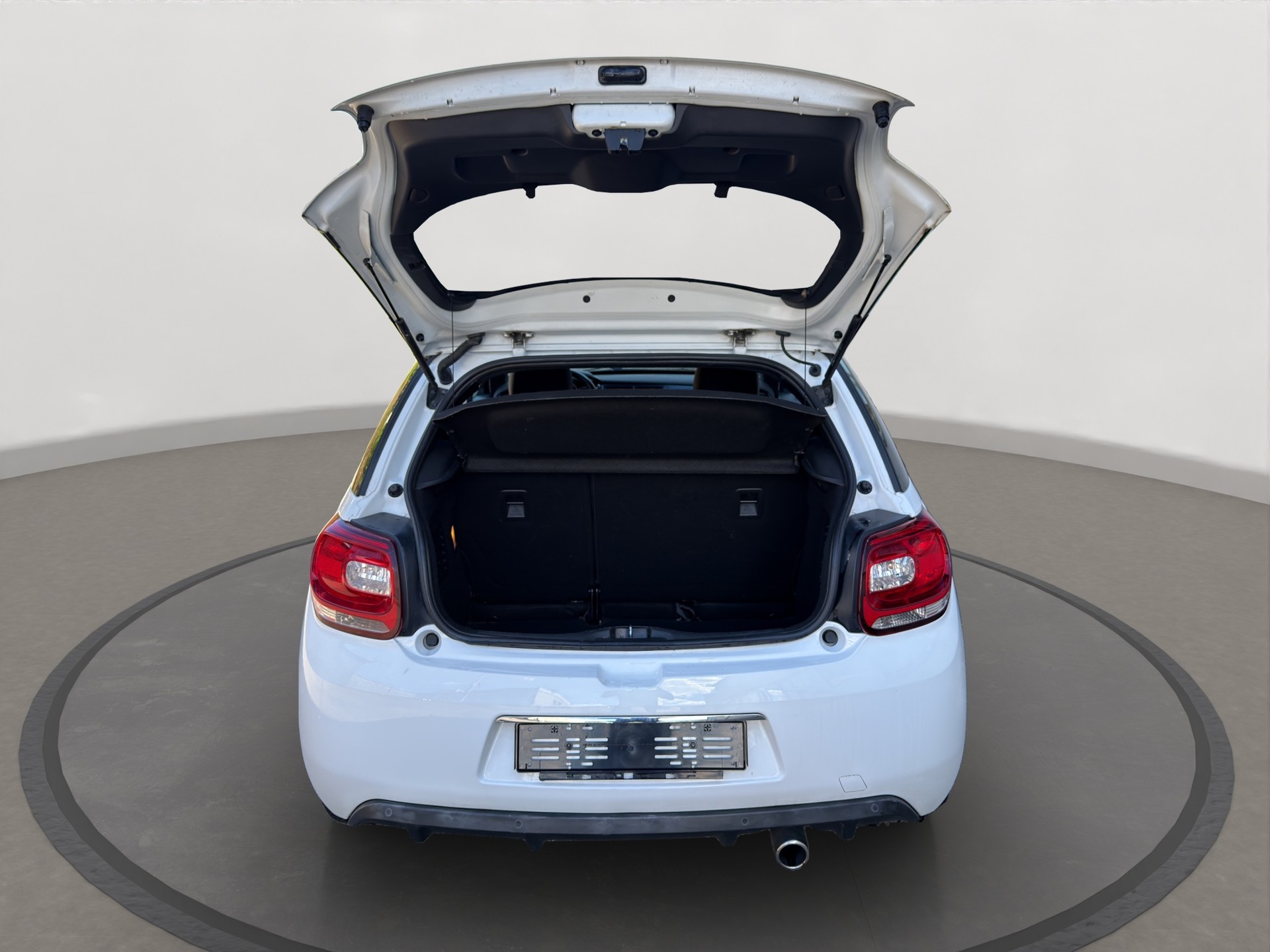 DS AUTOMOBILES DS3 1.4 VTi Chic-image-13