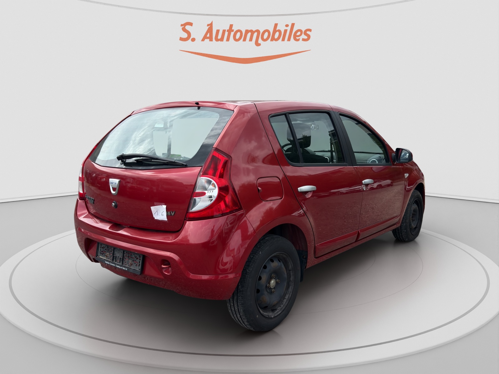 DACIA Sandero 1.6 Lauréate-image-4