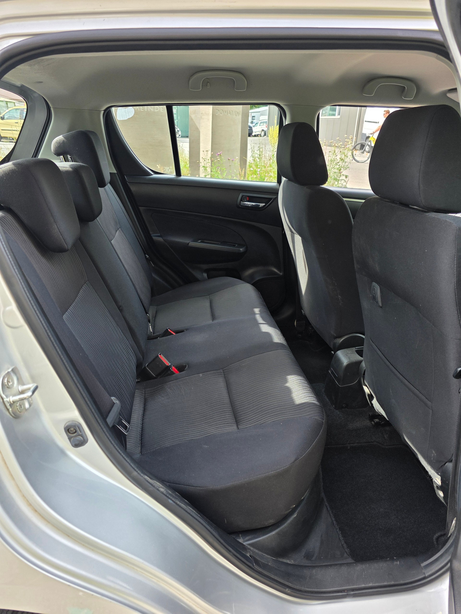 SUZUKI Swift 1.2i 16V GL Top 4x4-image-10