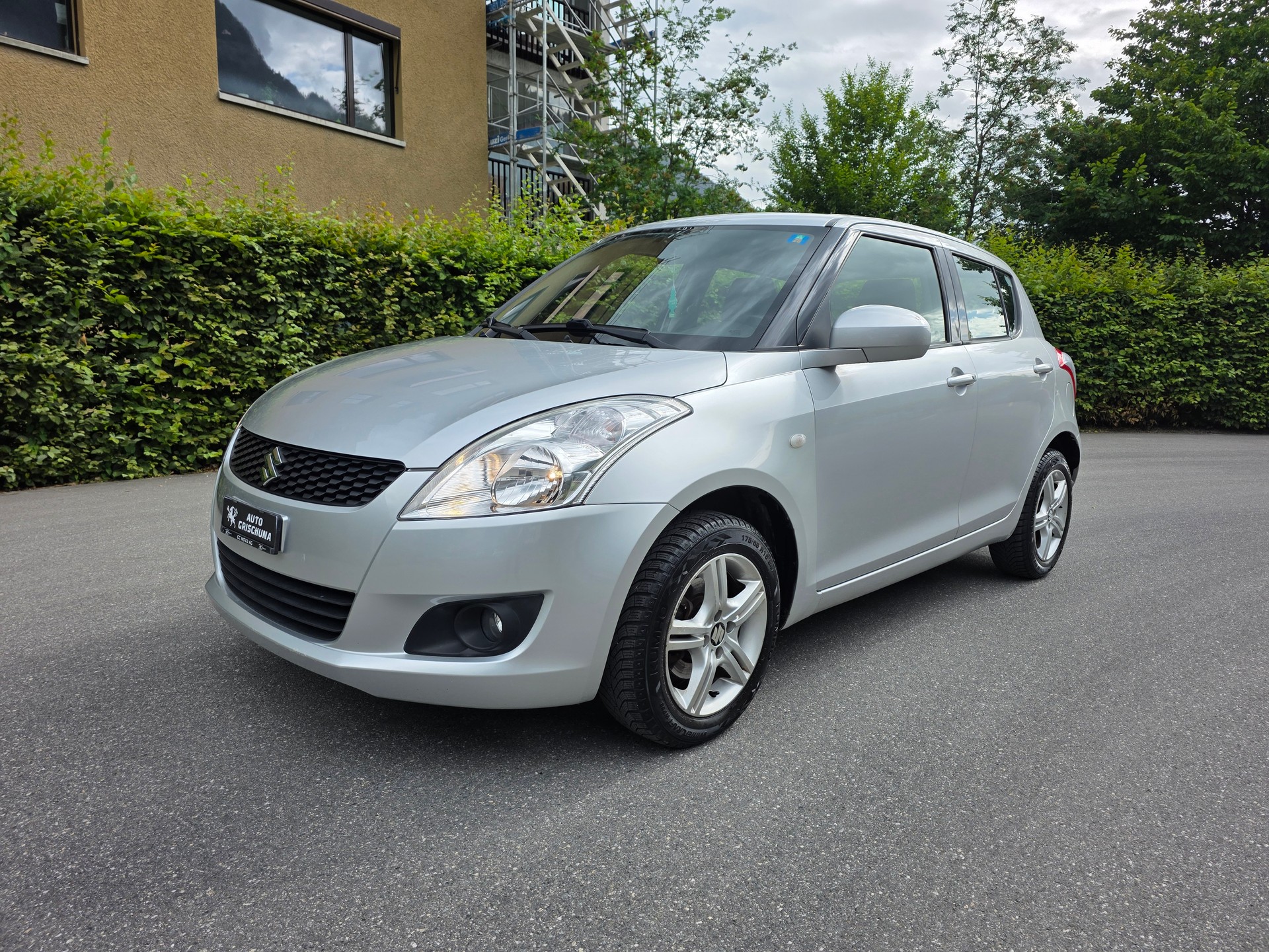 SUZUKI Swift 1.2i 16V GL Top 4x4-image-0