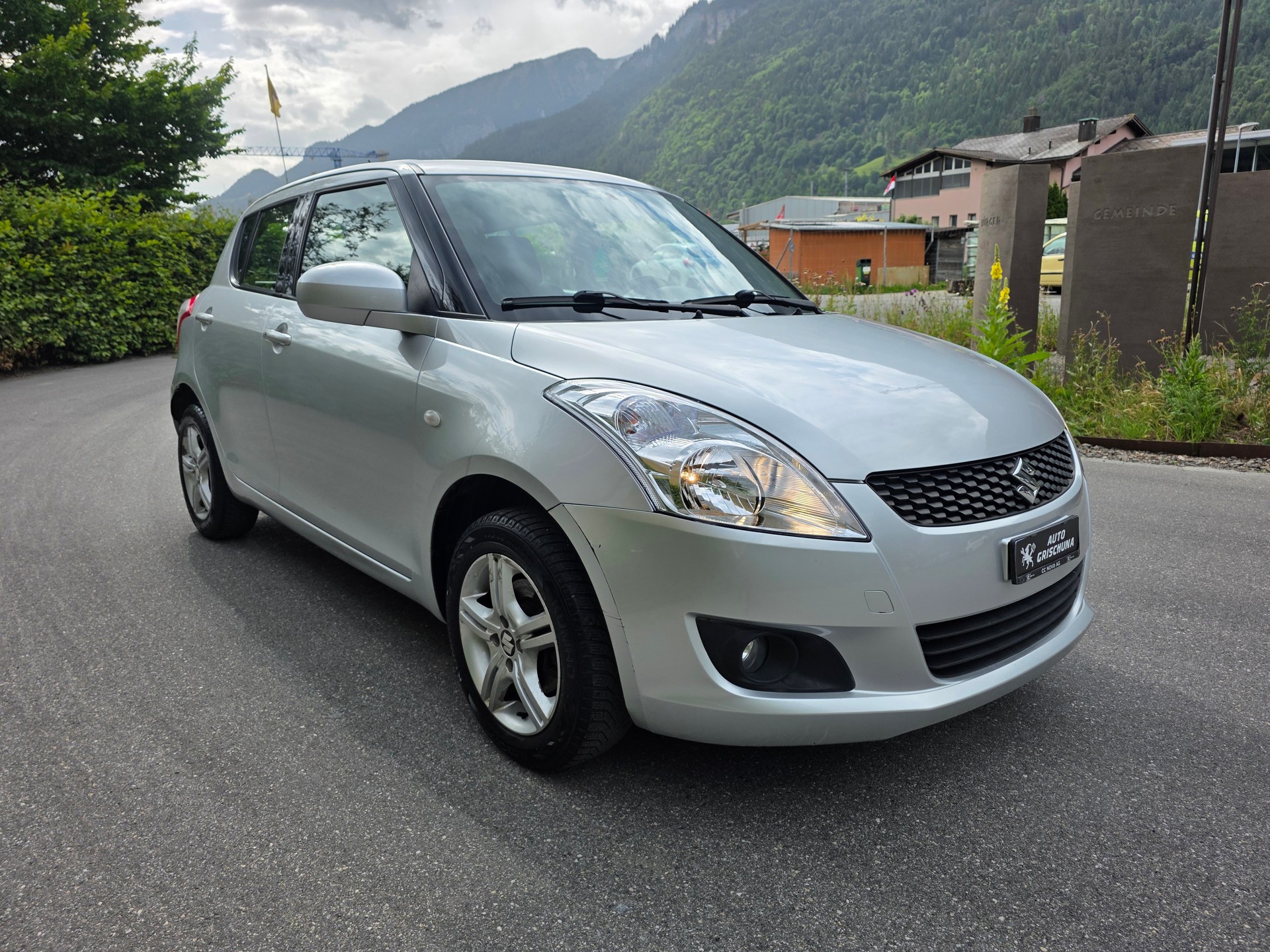 SUZUKI Swift 1.2i 16V GL Top 4x4-image-6