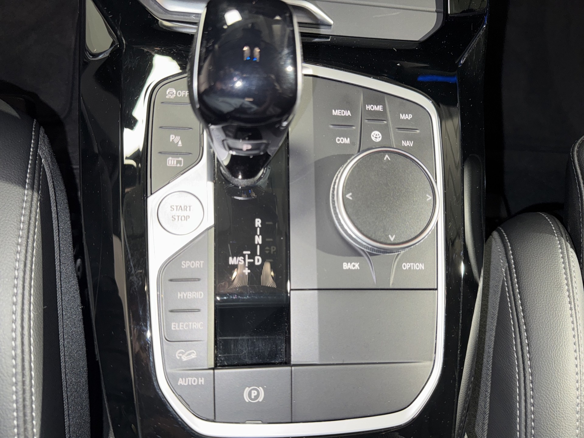 BMW X3 30e xDrive-image-11