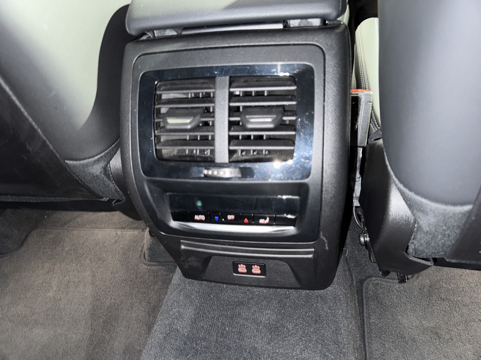 BMW X3 30e xDrive-image-10