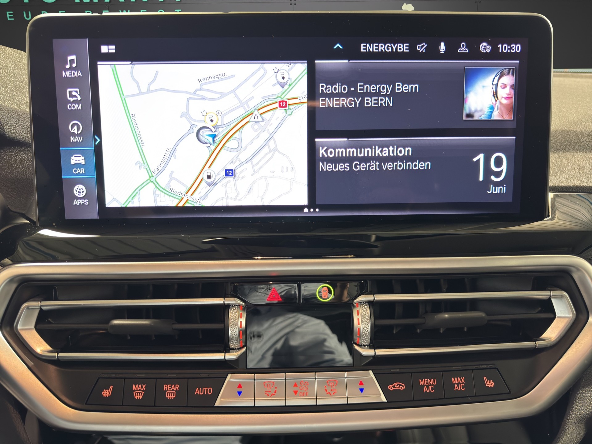 BMW X3 30e xDrive-image-9