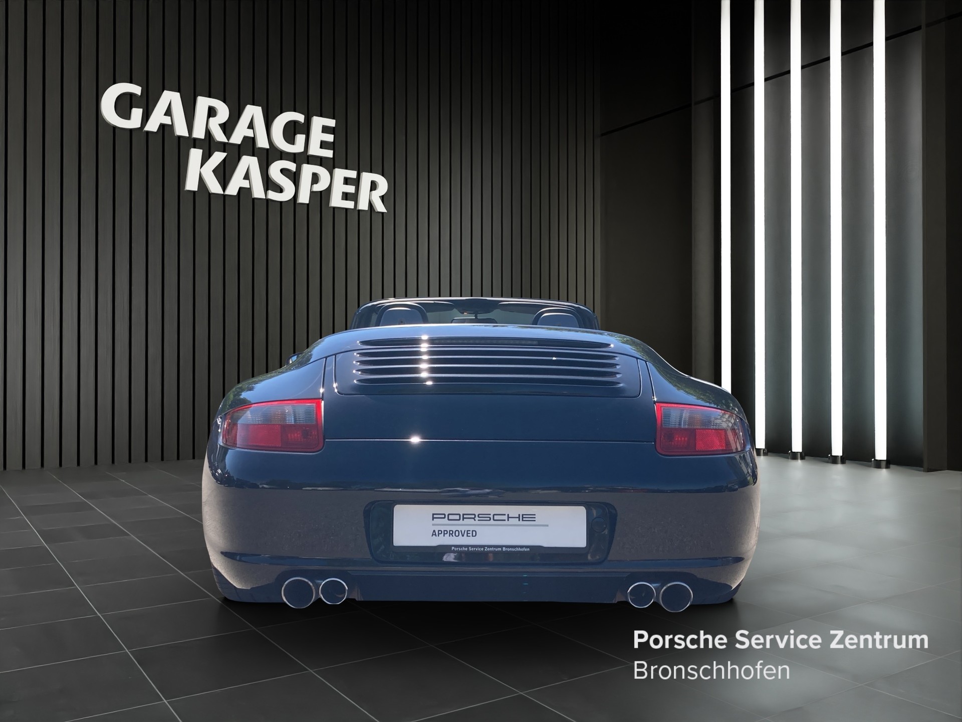 PORSCHE 911 Carrera 4 Cabriolet-image-3