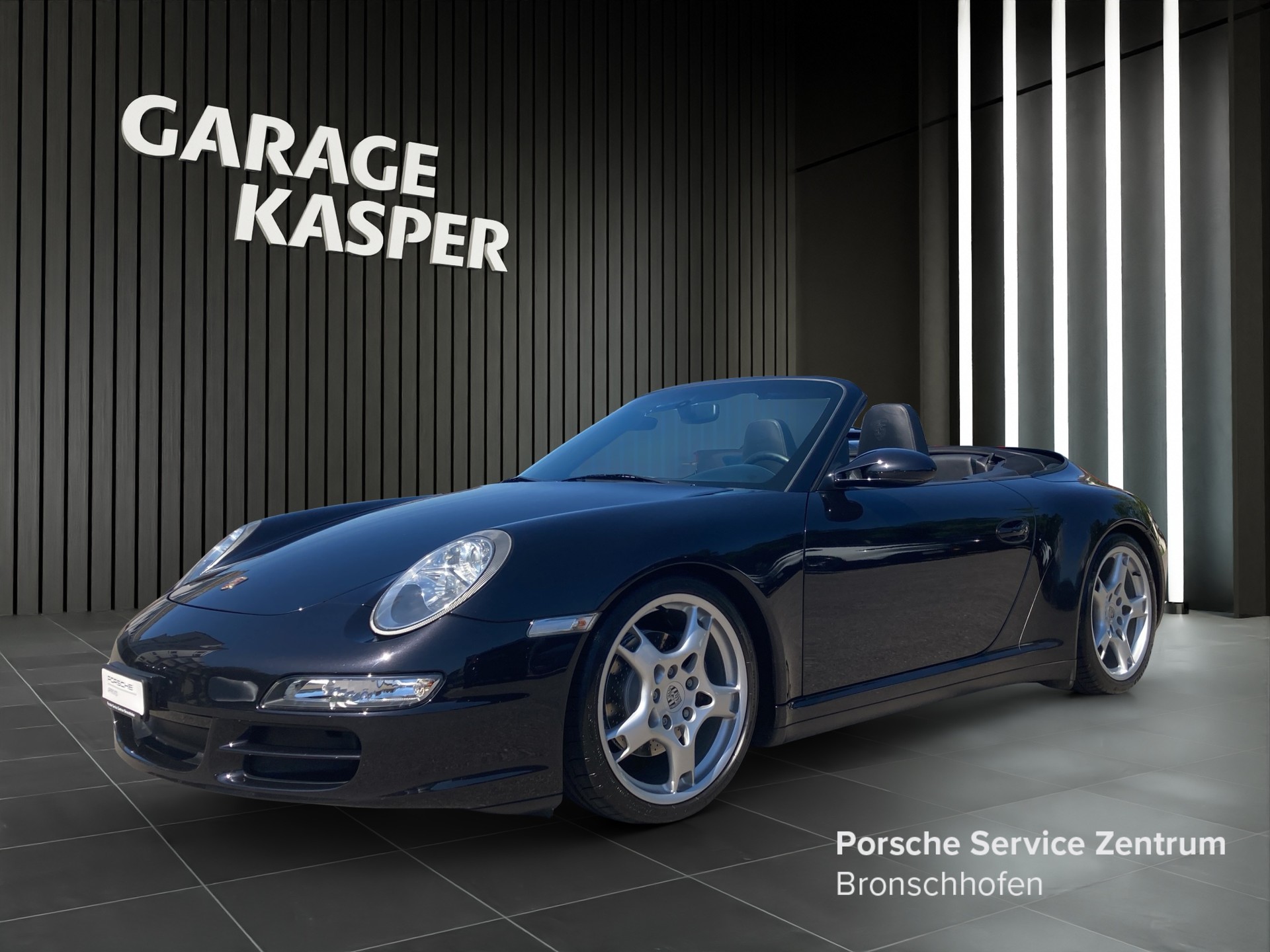 PORSCHE 911 Carrera 4 Cabriolet-image-0