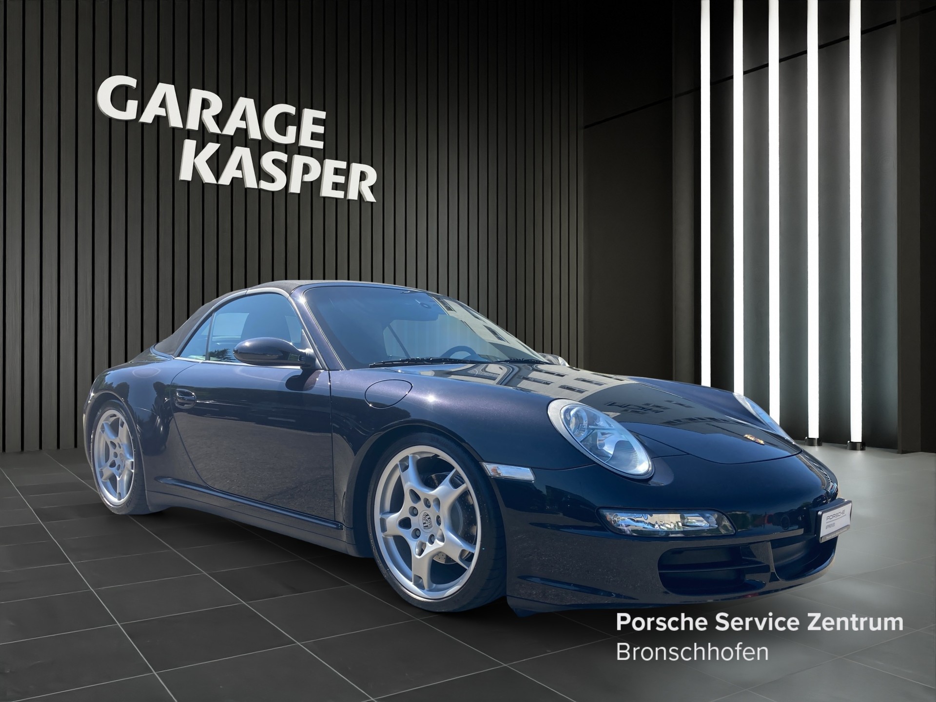 PORSCHE 911 Carrera 4 Cabriolet-image-6