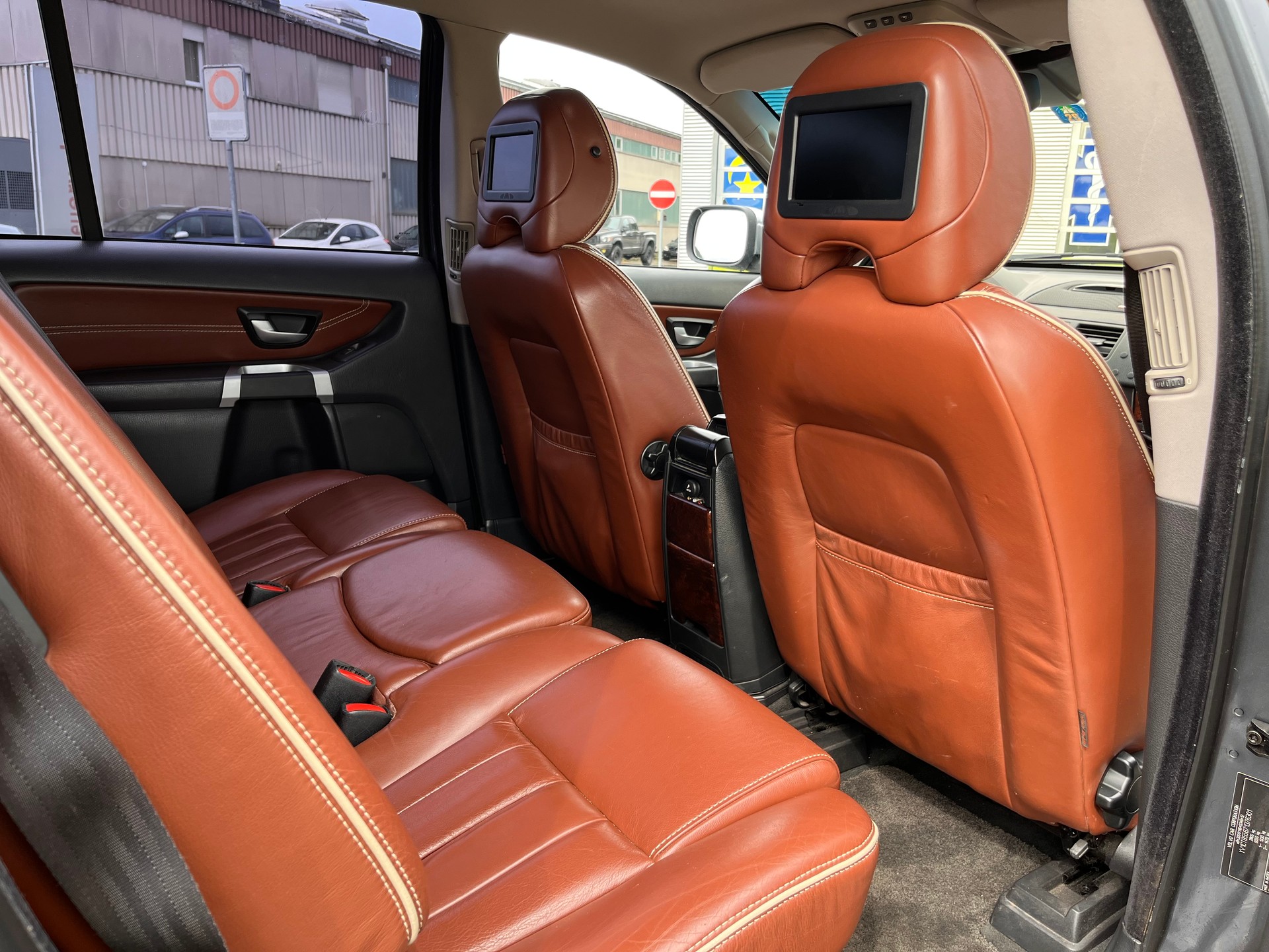 VOLVO XC90 V8 AWD Executive Geartronic * 7 PLÄTZER - AHK 2250kg - AB M.F.K 15.07.25 *-image-15