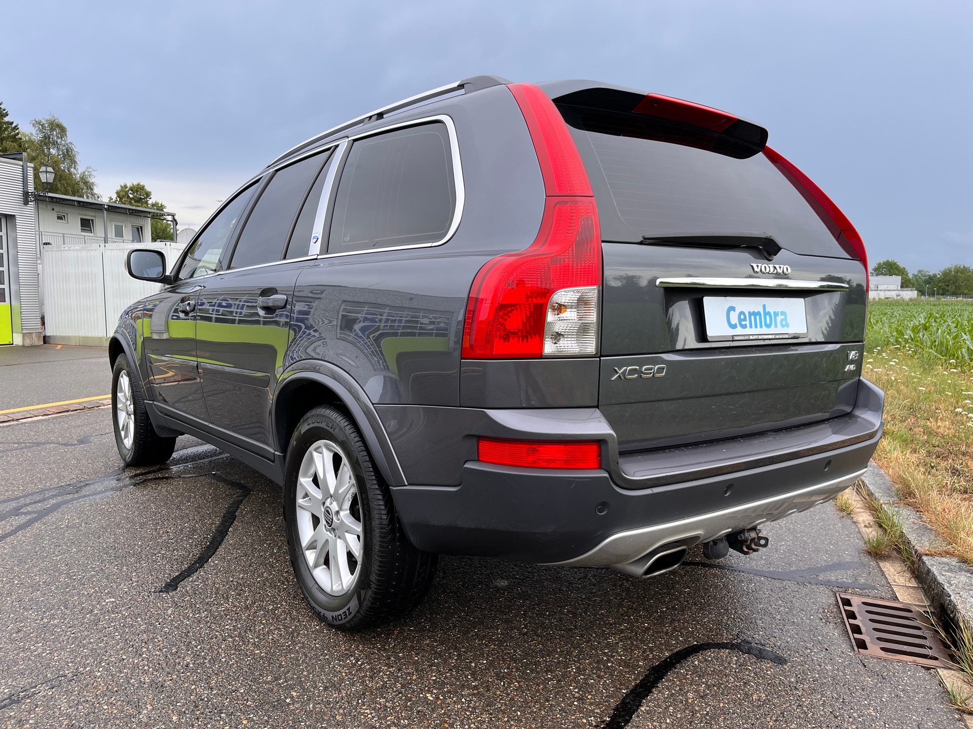 VOLVO XC90 V8 AWD Executive Geartronic * 7 PLÄTZER - AHK 2250kg - AB M.F.K 15.07.25 *-image-3