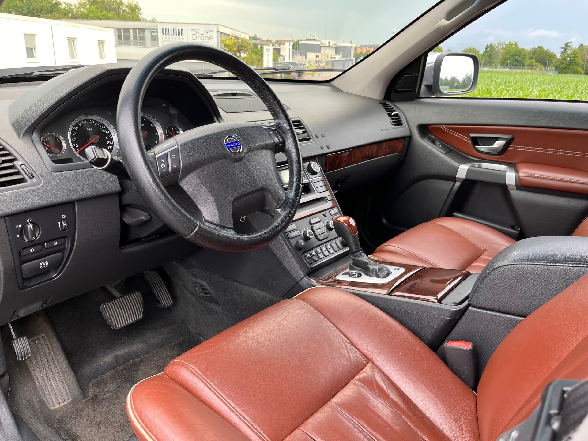 VOLVO XC90 V8 AWD Executive Geartronic * 7 PLÄTZER - AHK 2250kg - AB M.F.K 15.07.25 *-image-11
