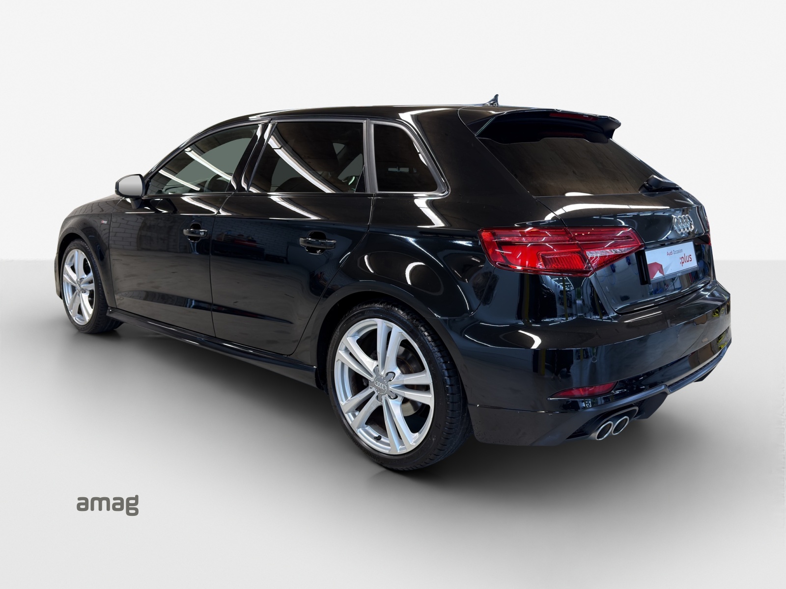 AUDI A3 Sportback 1.5 TFSI S-tronic Sport-image-2