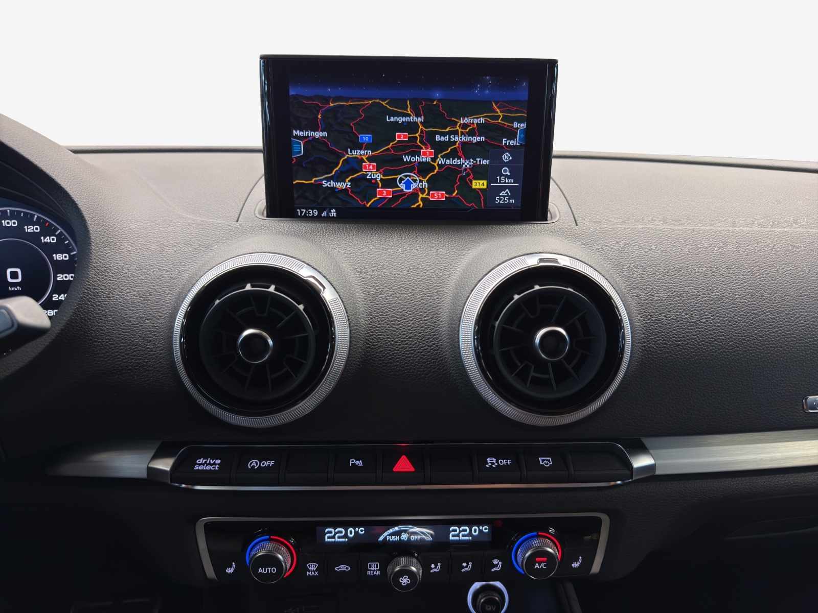 AUDI A3 Sportback 1.5 TFSI S-tronic Sport-image-10