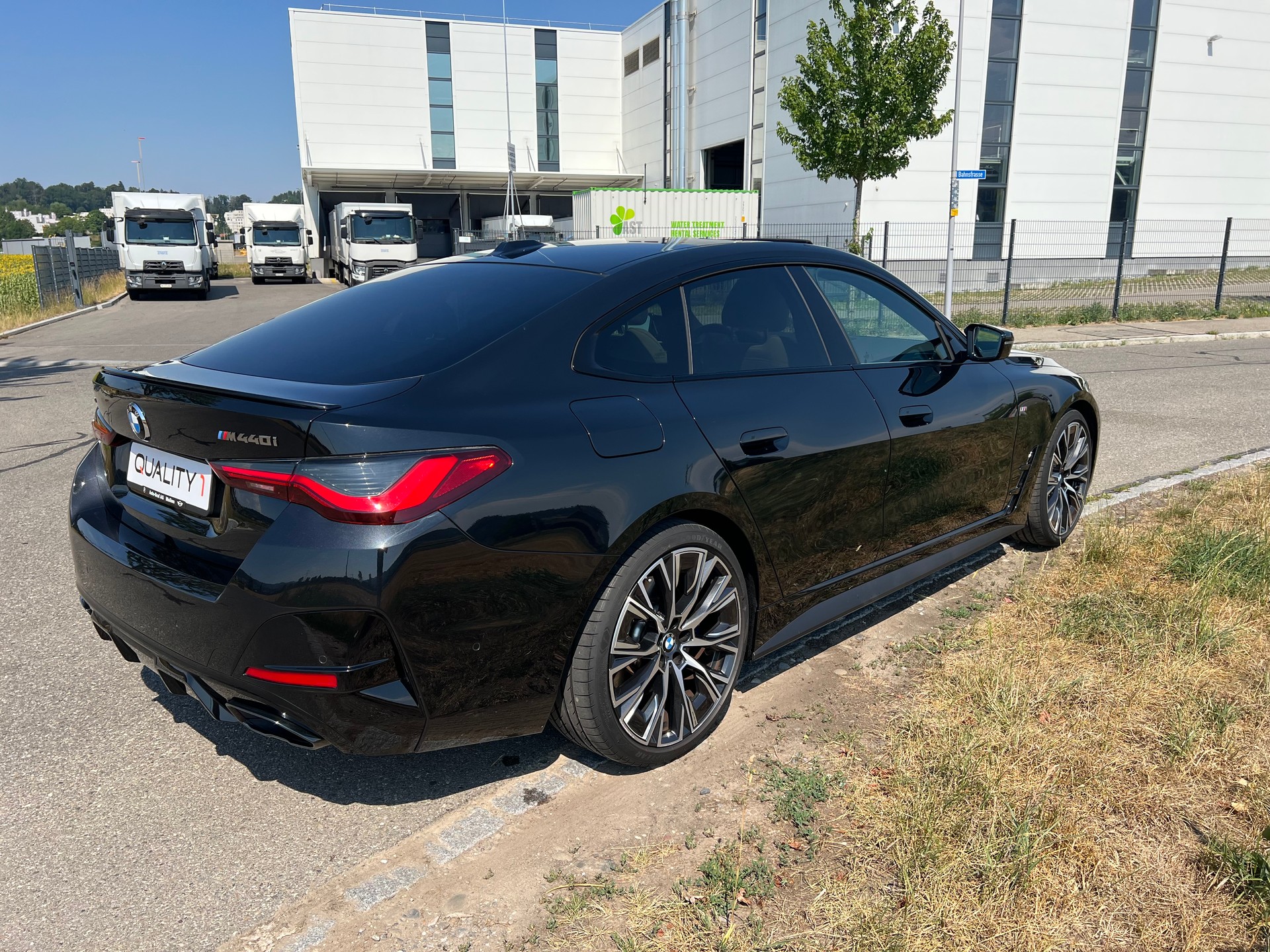 BMW M440i xDrive 48V Gran Coupé Steptronic- 360°-Kamera-image-12