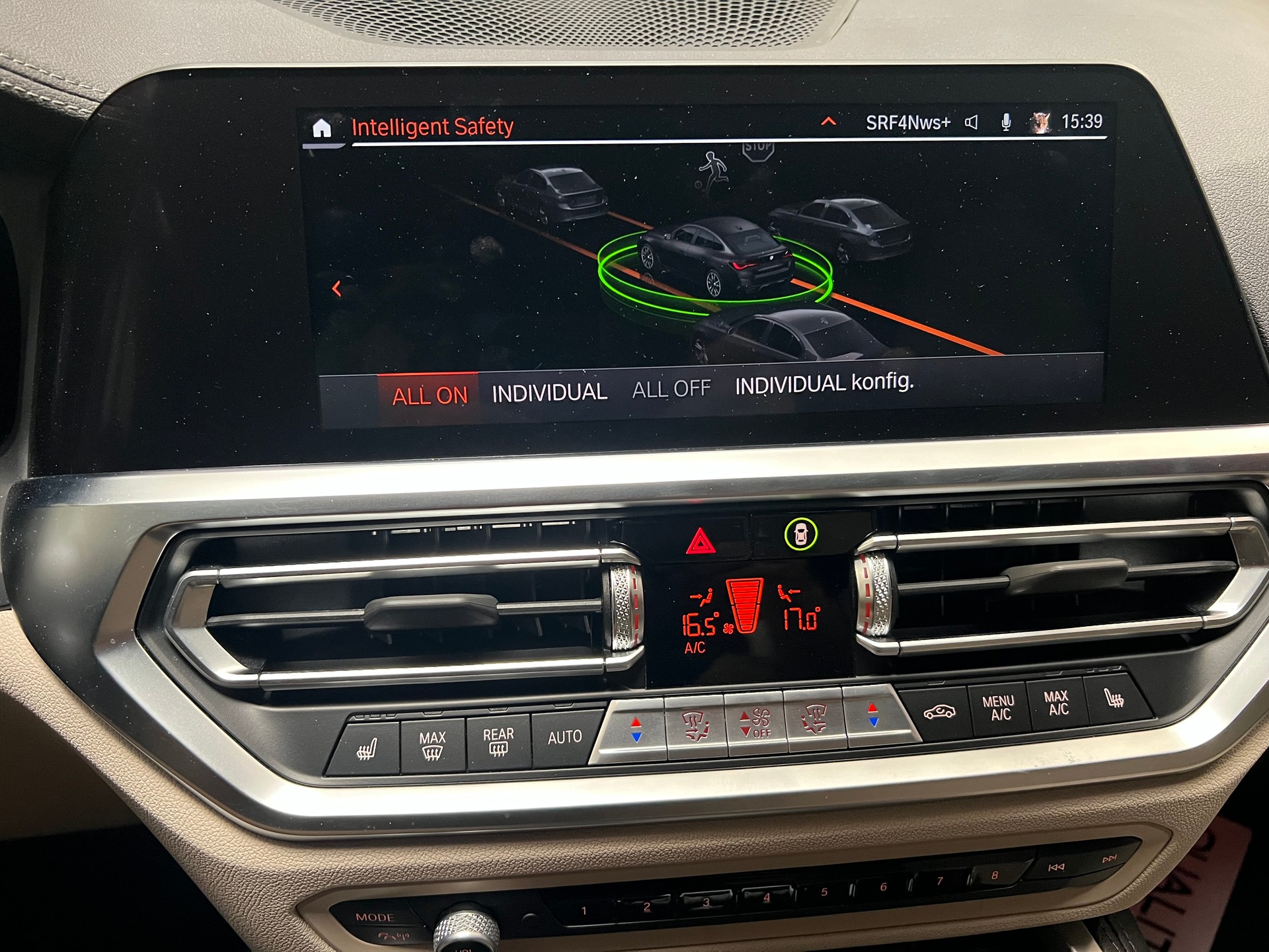BMW M440i xDrive 48V Gran Coupé Steptronic- 360°-Kamera-image-23