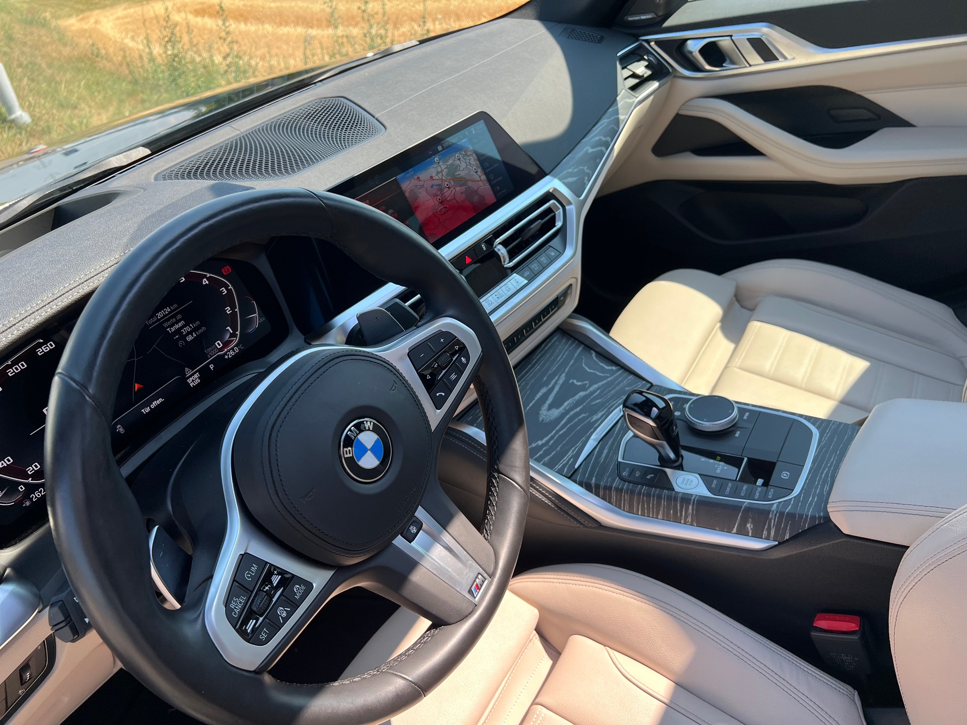 BMW M440i xDrive 48V Gran Coupé Steptronic- 360°-Kamera-image-17