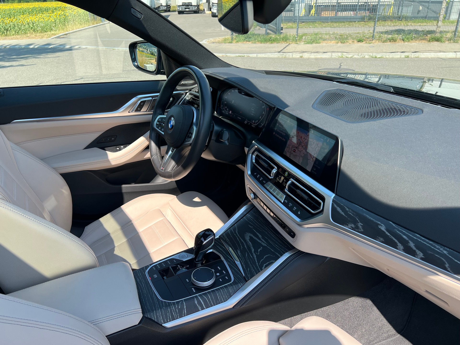 BMW M440i xDrive 48V Gran Coupé Steptronic- 360°-Kamera-image-18