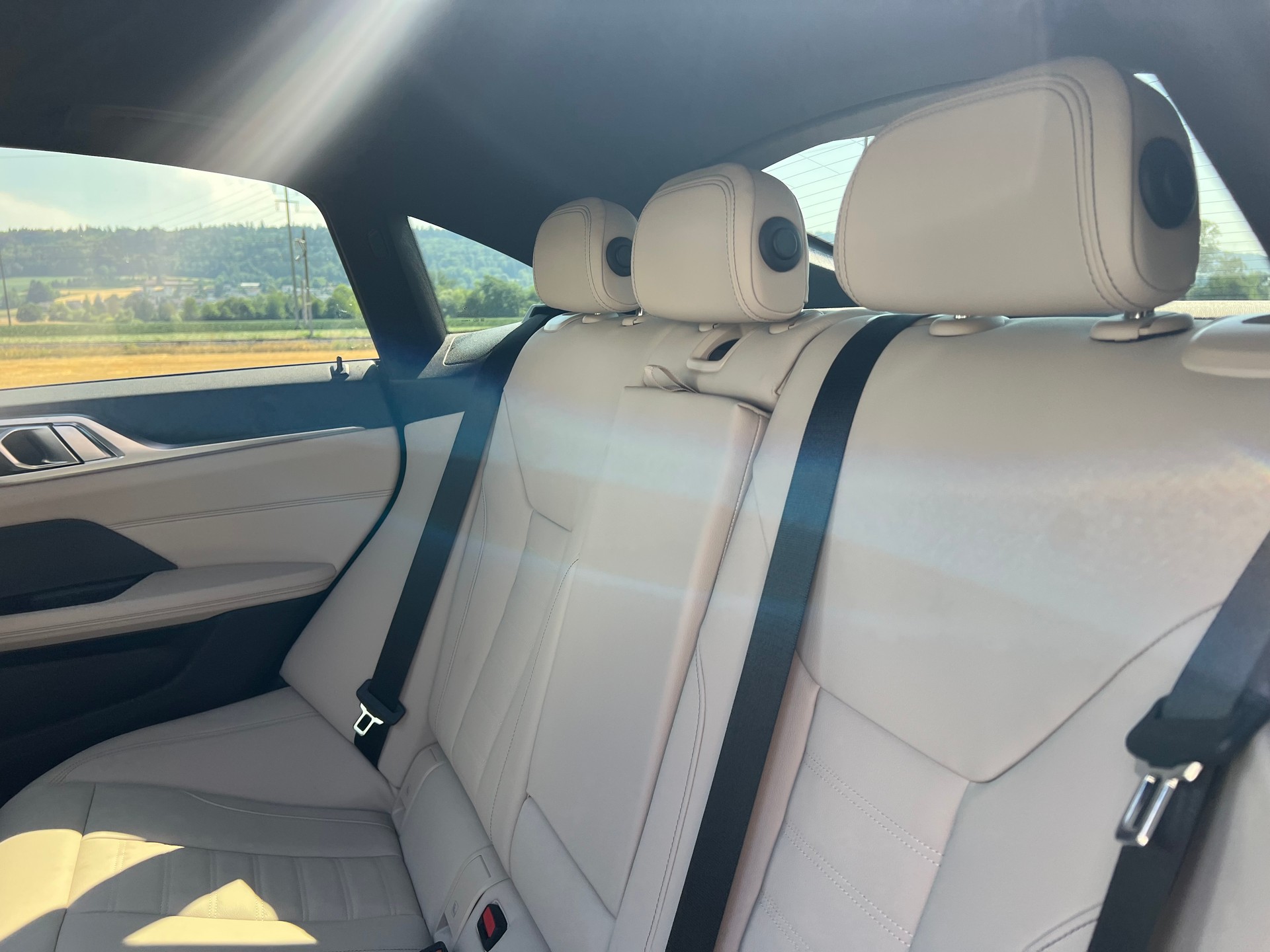 BMW M440i xDrive 48V Gran Coupé Steptronic- 360°-Kamera-image-30