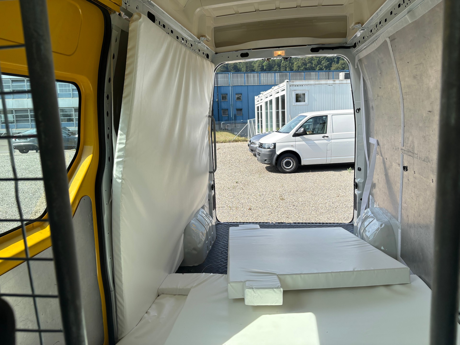 RENAULT Master T35 ENERGY 2.3dCi 135 L3H3-image-9