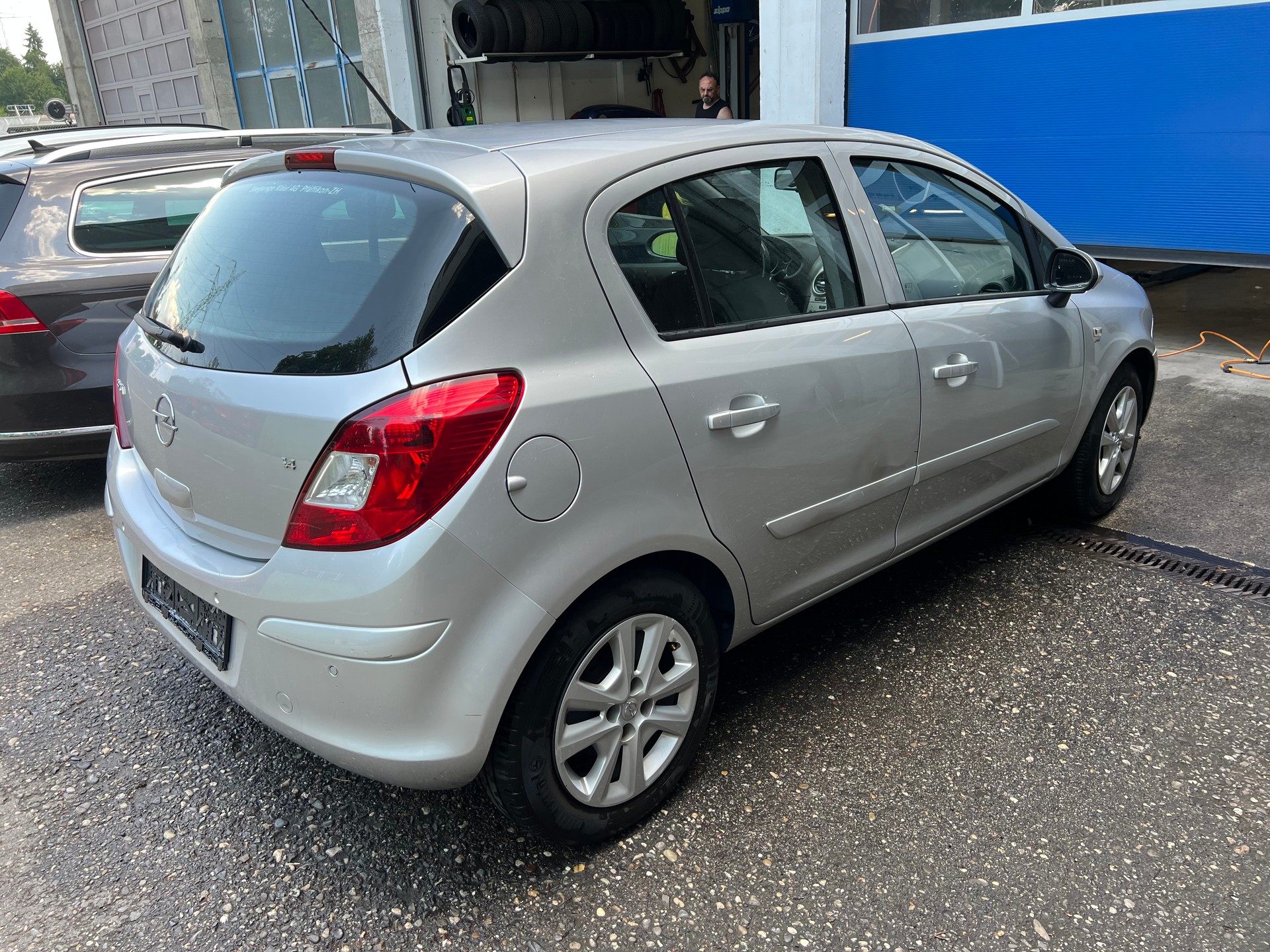 OPEL Corsa 1.4 TP Enjoy-image-7