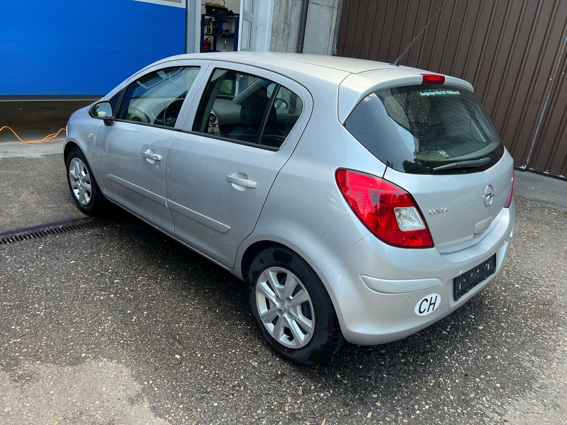 OPEL Corsa 1.4 TP Enjoy-image-6